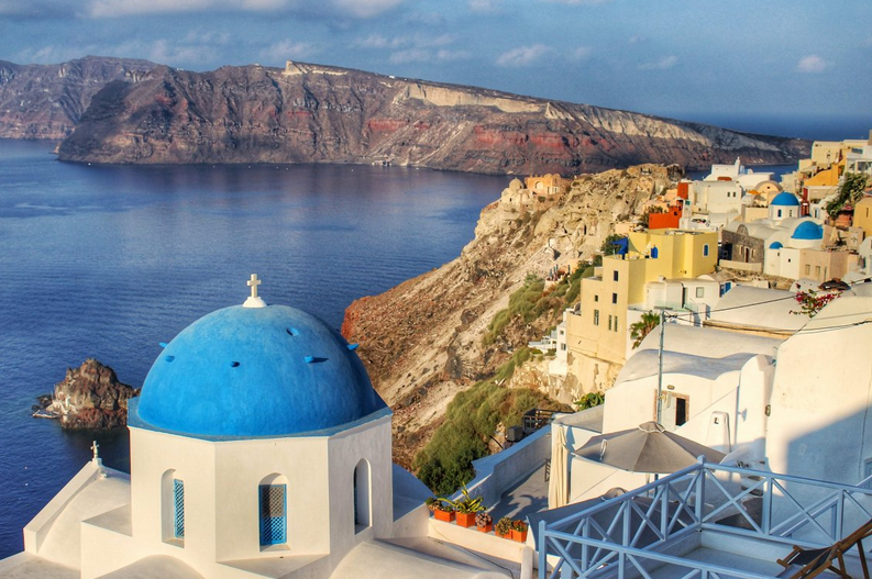 Which Greek island is best for sandy beaches?