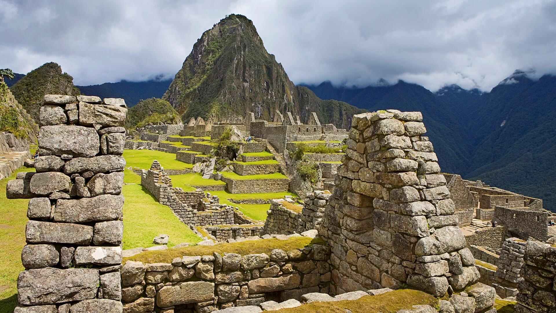 Discovering the Ancient Ruins of Machu Picchu in Peru